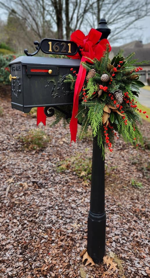 Small Mailbox Saddle